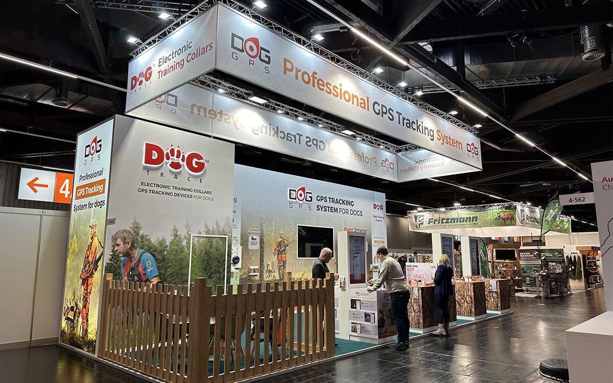 Dogtrace and fencee at IWA Outdoor Classics