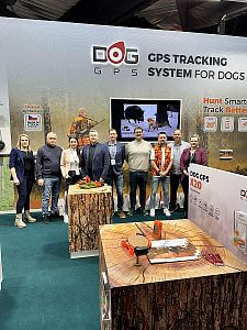 Dogtrace and fencee at IWA Outdoor Classics