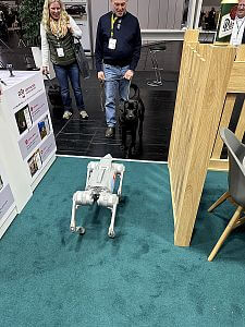 Dogtrace and fencee at IWA Outdoor Classics