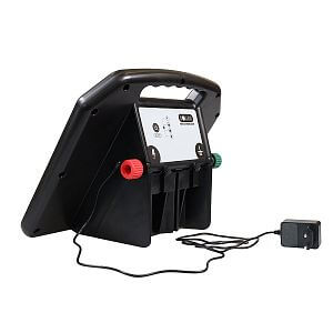 Functions and features of portable energizers fencee solar DUO SD