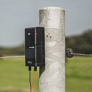 Smart electric fence device LTE Monitor MC20