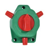 Plastic fence switch for electric fence